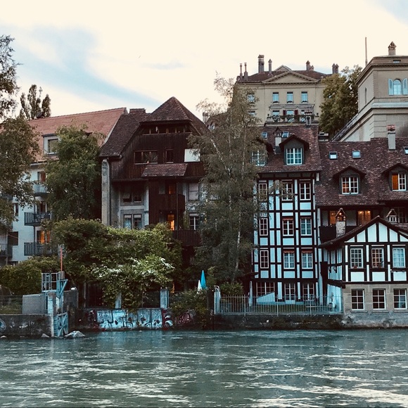 Meet your Posher, Xiaoli - Picture 1 of 1